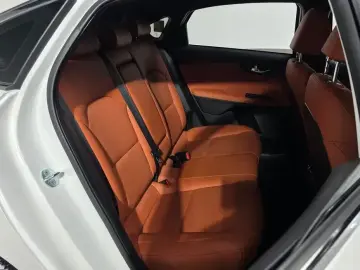 2021 Kia K3 с пробегом 62 333 км