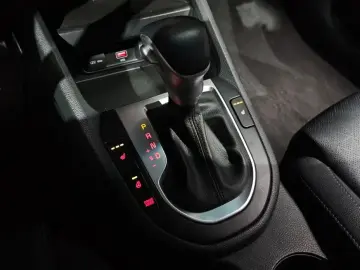2022 Kia K3 с пробегом 33 918 км