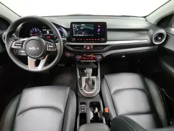 2021 Kia K3 с пробегом 107 706 км