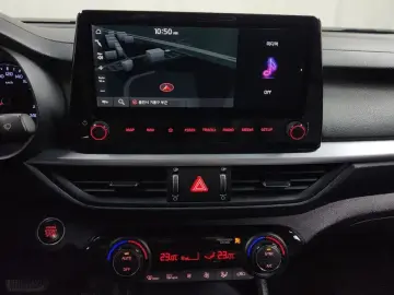 2021 Kia K3 с пробегом 107 706 км