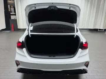 2021 Kia K3 с пробегом 140 064 км