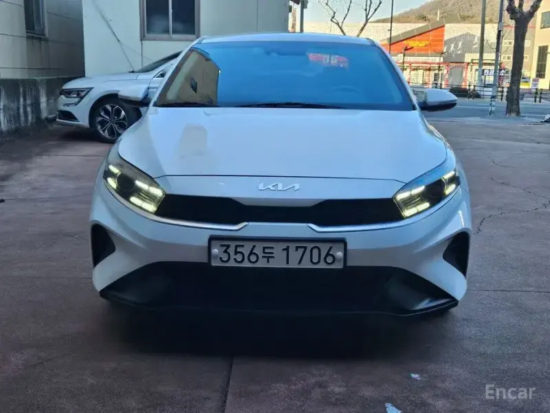 2022 Kia K3 с пробегом 39 973 км
