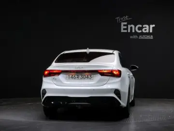 2021 Kia K3 с пробегом 106 210 км