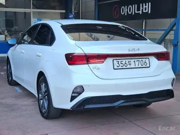 2022 Kia K3 с пробегом 39 973 км