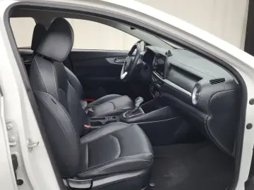 2021 Kia K3 с пробегом 106 210 км
