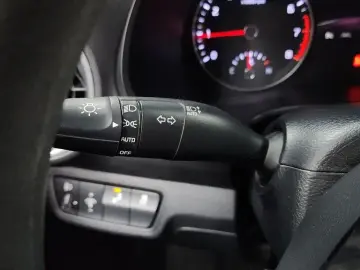 2021 Kia K3 с пробегом 106 210 км