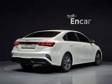 2022 Kia K3 с пробегом 76 745 км