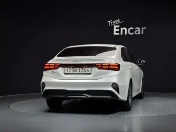 2022 Kia K3 с пробегом 76 745 км