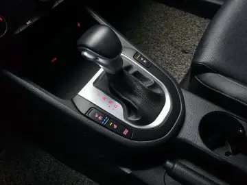 2022 Kia K3 с пробегом 76 745 км