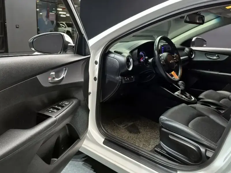 2022 Kia K3 с пробегом 76 745 км