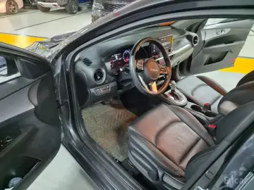 2021 Kia K3 с пробегом 118 393 км