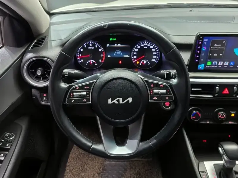 2022 Kia K3 с пробегом 76 745 км