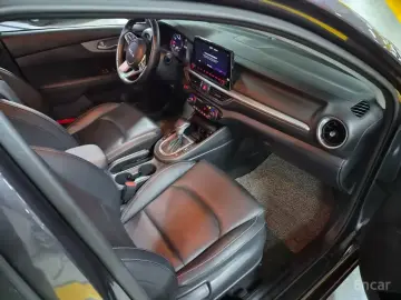 2021 Kia K3 с пробегом 118 393 км
