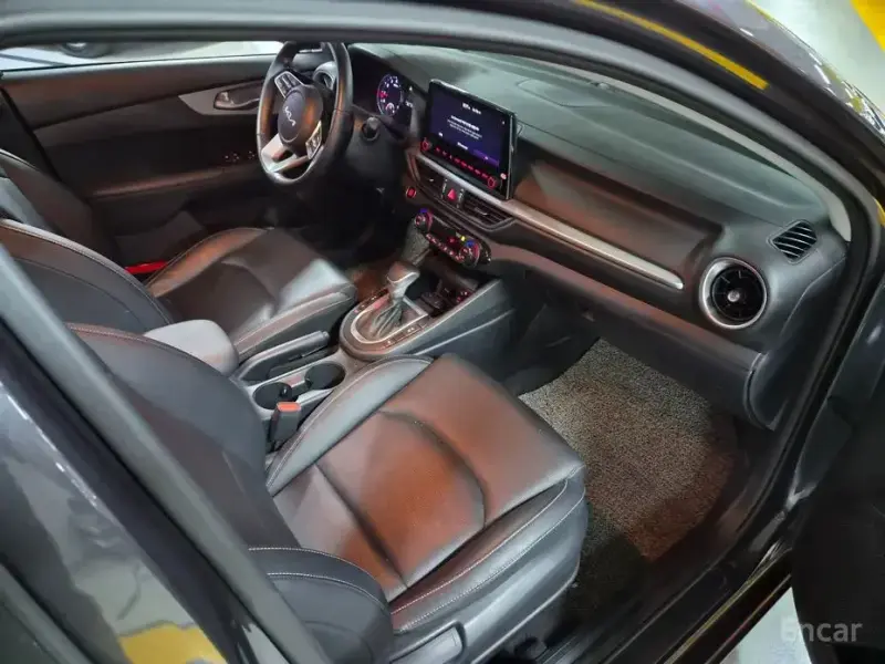 2021 Kia K3 с пробегом 118 393 км
