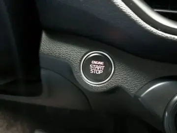 2022 Kia K3 с пробегом 76 745 км