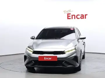 2021 Kia K3 с пробегом 76 881 км