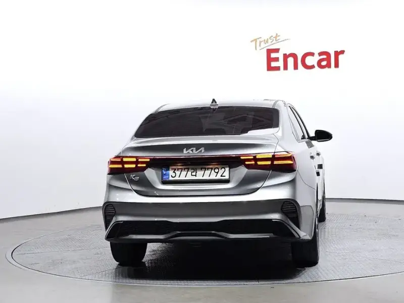 2021 Kia K3 с пробегом 76 881 км