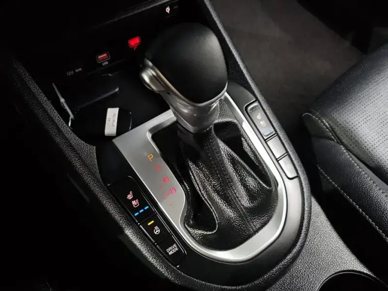 2021 Kia K3 с пробегом 76 881 км