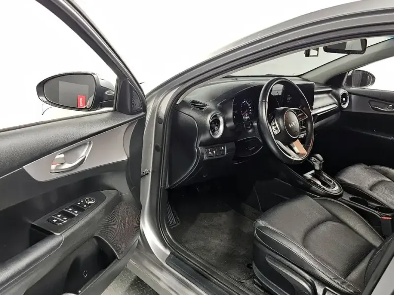 2021 Kia K3 с пробегом 76 881 км