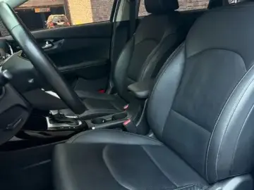 2022 Kia K3 с пробегом 53 929 км
