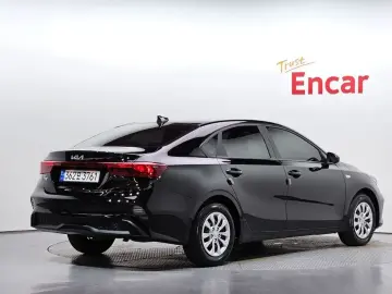 2022 Kia K3 с пробегом 35 495 км