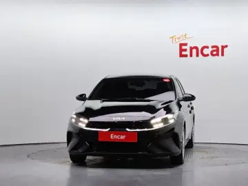 2022 Kia K3 с пробегом 35 495 км