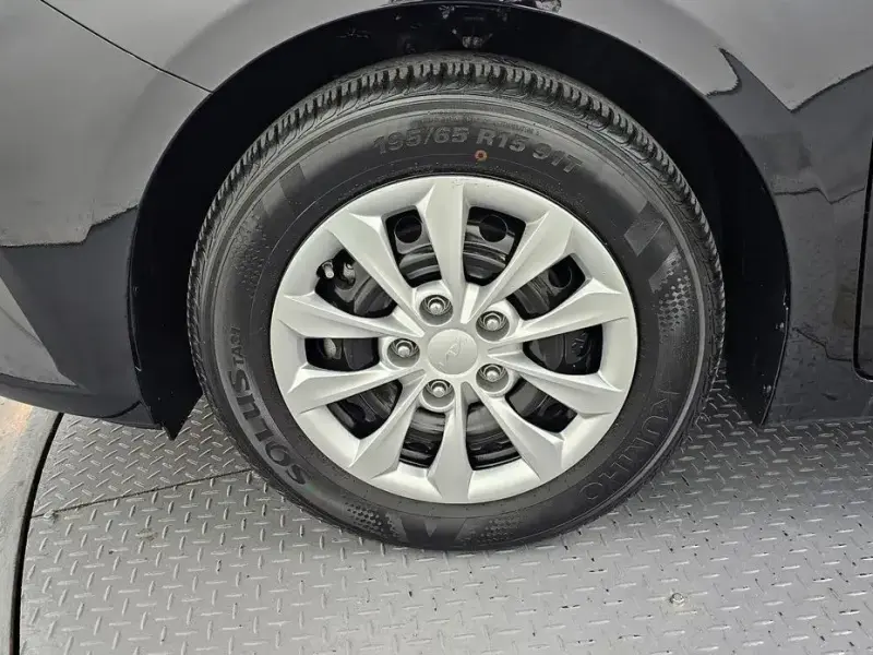 2022 Kia K3 с пробегом 35 495 км