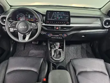2022 Kia K3 с пробегом 35 495 км