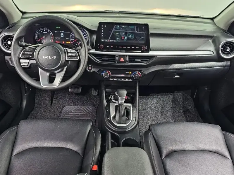 2022 Kia K3 с пробегом 35 495 км