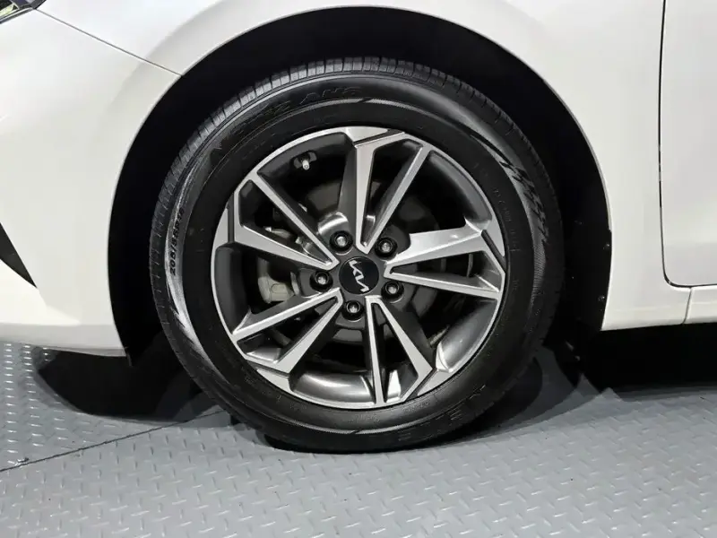 2021 Kia K3 с пробегом 57 540 км