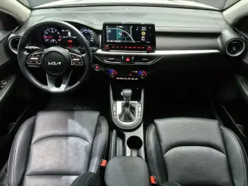 2021 Kia K3 с пробегом 57 540 км