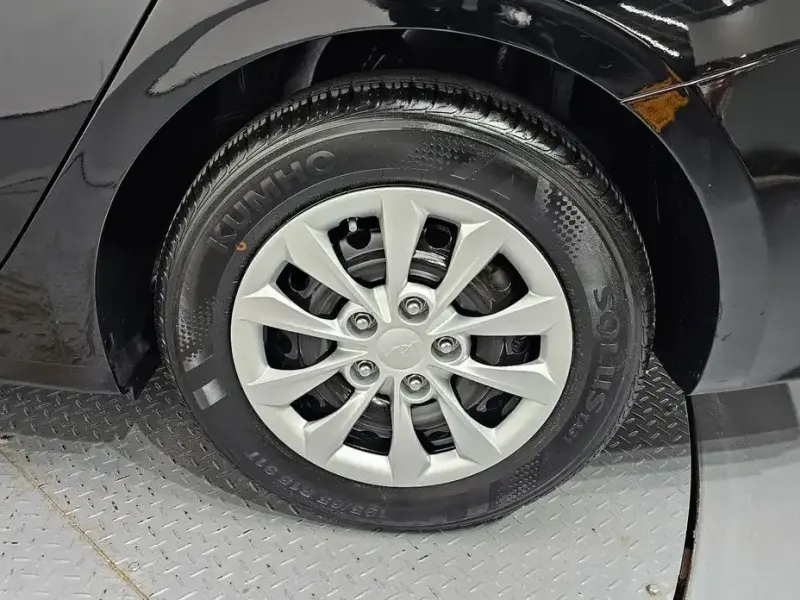 2022 Kia K3 с пробегом 35 495 км