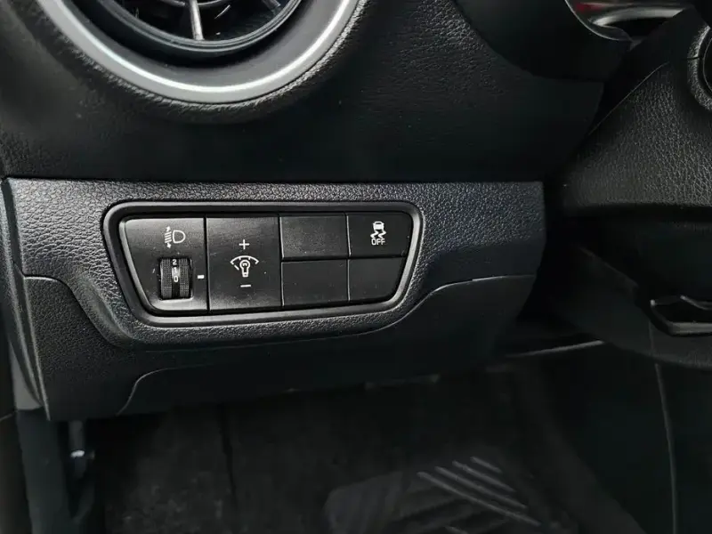 2022 Kia K3 с пробегом 35 495 км