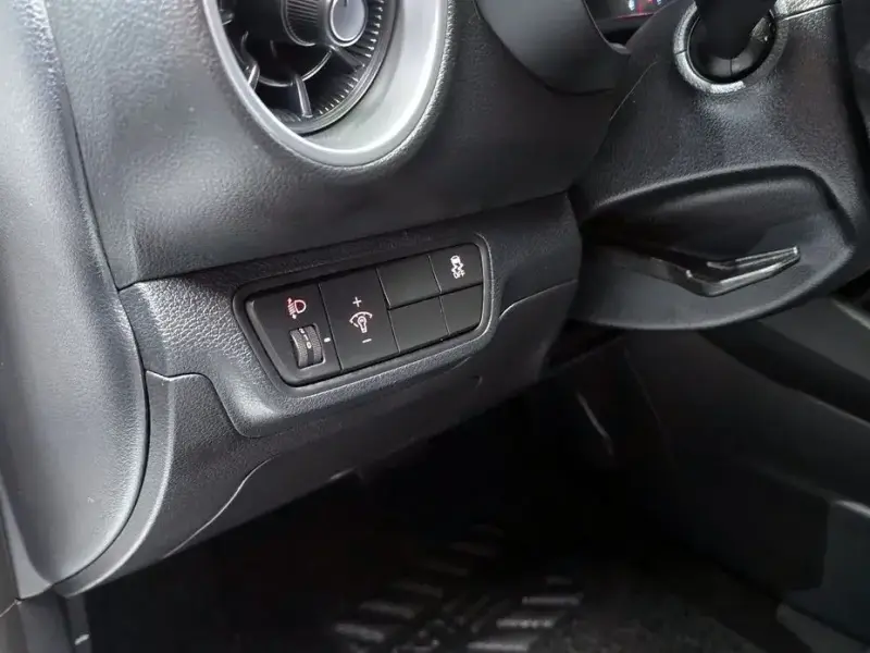2021 Kia K3 с пробегом 57 540 км