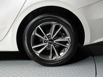 2021 Kia K3 с пробегом 57 540 км