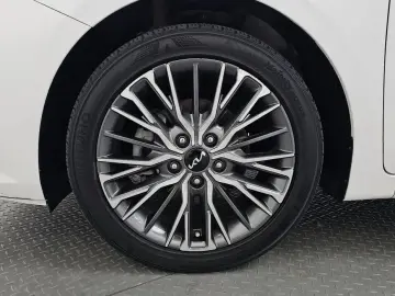2021 Kia K3 с пробегом 55 910 км