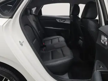 2021 Kia K3 с пробегом 55 910 км