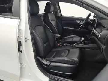 2021 Kia K3 с пробегом 55 910 км