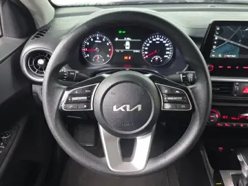2022 Kia K3 с пробегом 61 727 км