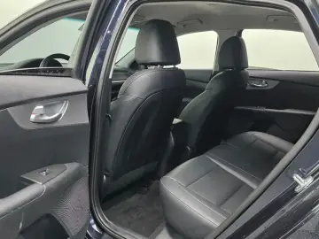 2022 Kia K3 с пробегом 61 727 км