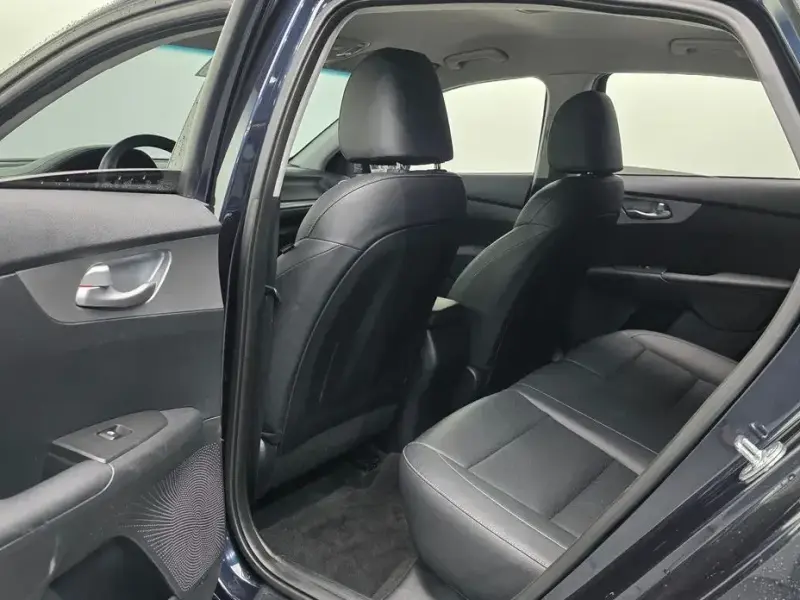 2022 Kia K3 с пробегом 61 727 км