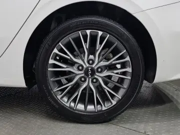 2021 Kia K3 с пробегом 55 910 км