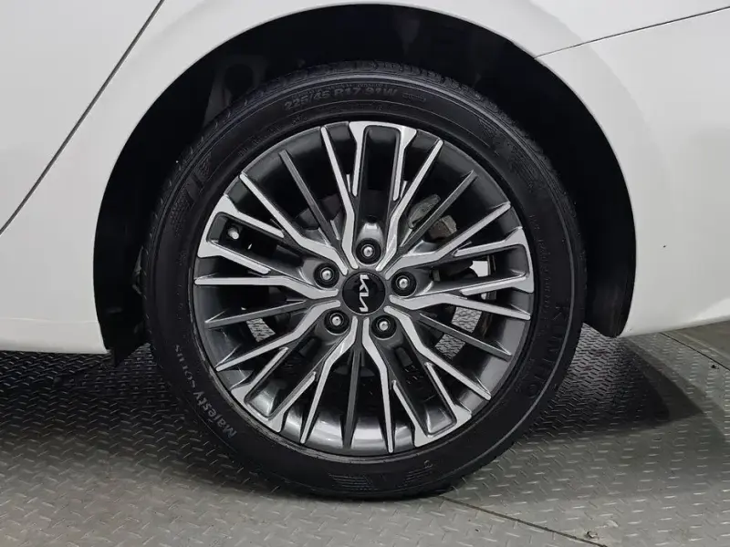 2021 Kia K3 с пробегом 55 910 км