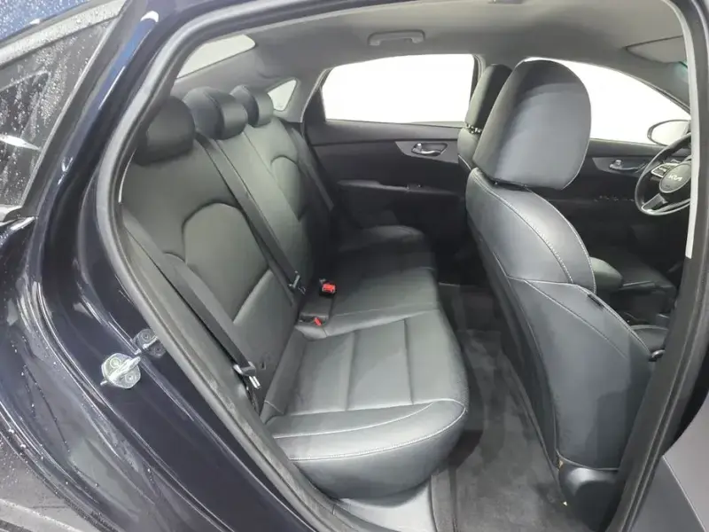2022 Kia K3 с пробегом 61 727 км