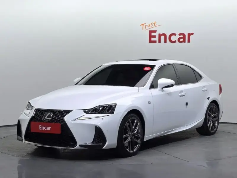 2019 Lexus IS с пробегом 101 037 км