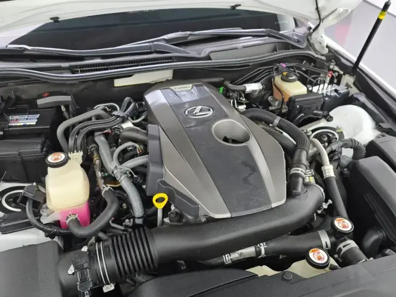 2019 Lexus IS с пробегом 101 037 км