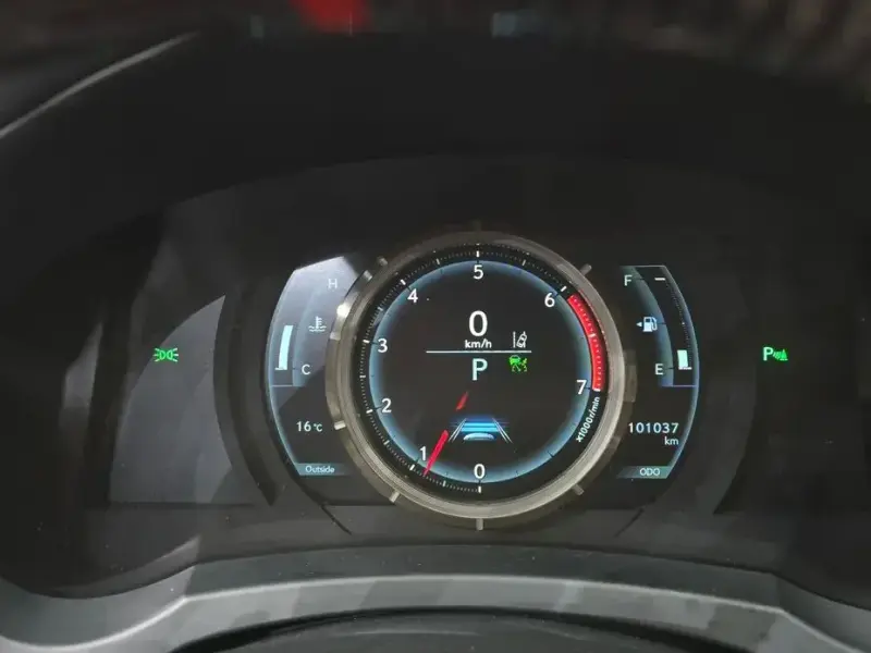2019 Lexus IS с пробегом 101 037 км