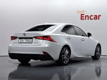 2019 Lexus IS с пробегом 137 785 км