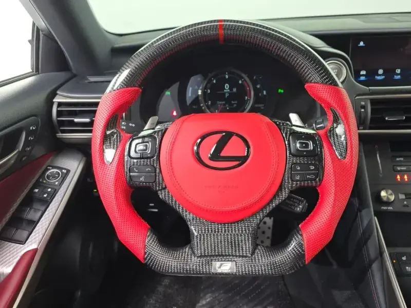 2019 Lexus IS с пробегом 101 037 км