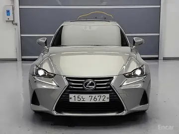 2018 Lexus IS с пробегом 92 396 км